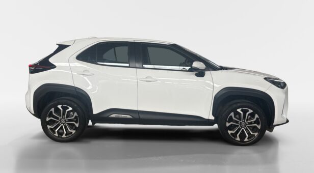 TOYOTA YARIS CROSS TODOTERRENO 1.5 VVT-I HYBRID ACTIVE TECH 116 5p TOYOTA YARIS CROSS TODOTERRENO 1.5 VVT-I HYBRID ACTIVE TECH 116 5p