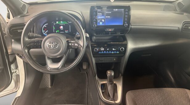 TOYOTA YARIS CROSS TODOTERRENO 1.5 VVT-I HYBRID ACTIVE TECH 116 5p TOYOTA YARIS CROSS TODOTERRENO 1.5 VVT-I HYBRID ACTIVE TECH 116 5p