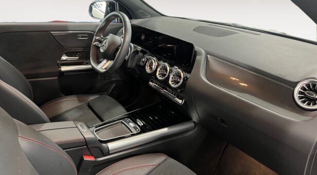 MERCEDES GLA -CLASS GLA 250 e