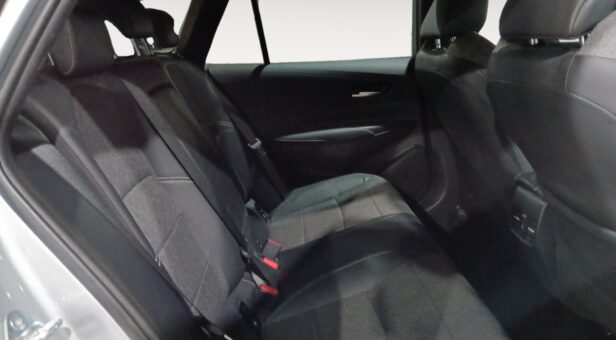 TOYOTA COROLLA FAMILIAR 1.8 HEV STYLE E-CVT 140 5p