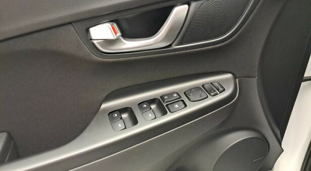 HYUNDAI KONA TODOTERRENO 1.6 GDI HEV TECNO 2-TONE DCT 141 5p