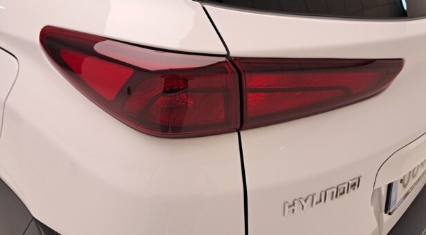 HYUNDAI KONA TODOTERRENO 1.6 GDI HEV TECNO 2-TONE DCT 141 5p