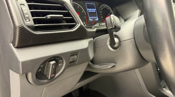 VOLKSWAGEN T-CROSS TODOTERRENO 1.0 TSI 70KW ADVANCE 95 5p