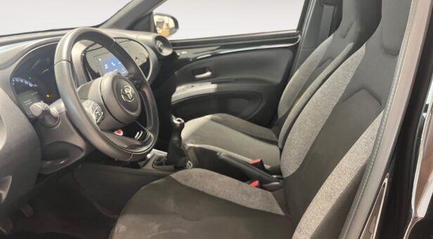 TOYOTA AYGO X TODOTERRENO 1.0 VVT-I PLAY 72 5p