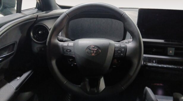 TOYOTA C-HR Toyota C-HR Hybrid 140 e-CVT 5P Advance