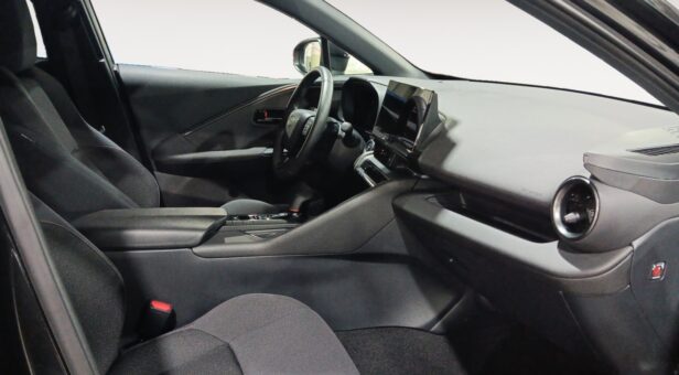 TOYOTA C-HR Toyota C-HR Hybrid 140 e-CVT 5P Advance