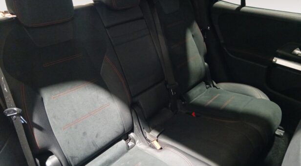 MERCEDES CLASE GLB -CLASS GLB 200 d AMG LINE