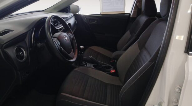 TOYOTA AURIS FAMILIAR 1.2T 116 HP ACTIVE 116 5p