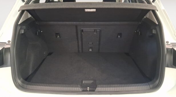 VOLKSWAGEN GOLF BERLINA CON PORTON 2.0 TDI 85KW DSG LIFE 115 5p