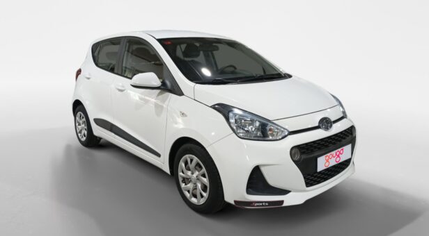 HYUNDAI I10 BERLINA CON PORTON 1.0 KLASS AT 67 5p