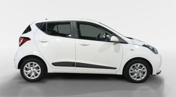 HYUNDAI I10 BERLINA CON PORTON 1.0 KLASS AT 67 5p