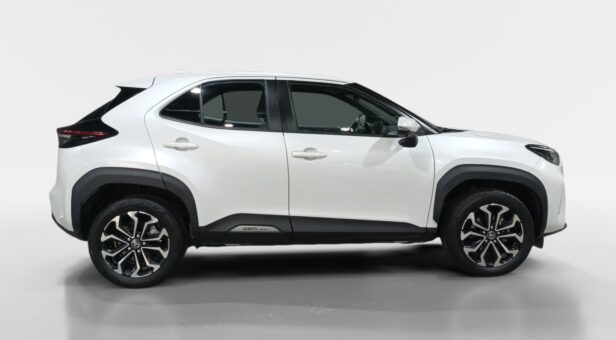 TOYOTA YARIS CROSS TODOTERRENO 1.5 VVT-I HYBRID ACTIVE TECH + PACK CONFOR 116 5p