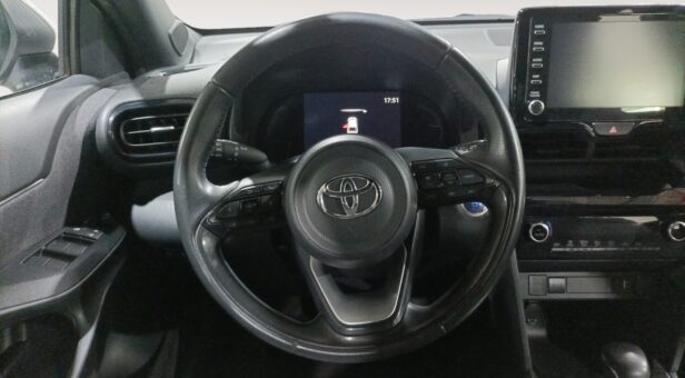 TOYOTA YARIS CROSS TODOTERRENO 1.5 VVT-I HYBRID ACTIVE TECH + PACK CONFOR 116 5p