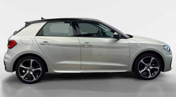 AUDI A1 BERLINA CON PORTON 1.0 30 TFSI S TRONIC ADRENALIN SPORTBACK 116 5p AUDI A1 BERLINA CON PORTON 1.0 30 TFSI S TRONIC ADRENALIN SPORTBACK 116 5p