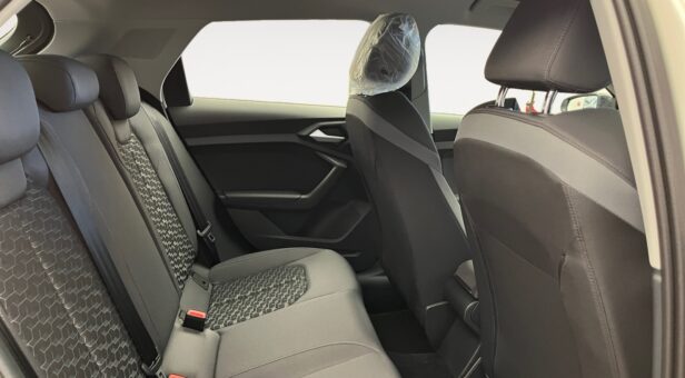AUDI A1 BERLINA CON PORTON 1.0 30 TFSI S TRONIC ADRENALIN SPORTBACK 116 5p AUDI A1 BERLINA CON PORTON 1.0 30 TFSI S TRONIC ADRENALIN SPORTBACK 116 5p