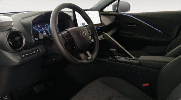 TOYOTA C-HR Toyota C-HR Plug-in Hybrid 220 e-CVT 5P Spirit
