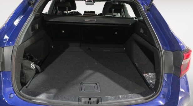 TOYOTA COROLLA FAMILIAR 1.8 HYBRID ACTIVE PLUS E-CVT 140 5p