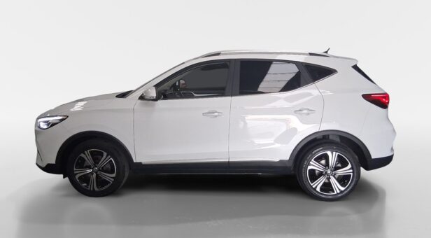 MG ZS 1.5L 5mt COM MY24