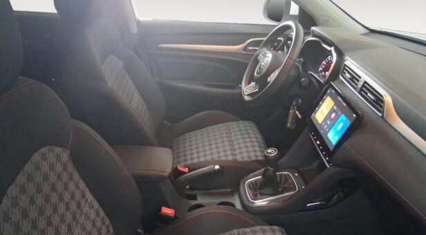 MG ZS 1.5L 5mt COM MY24