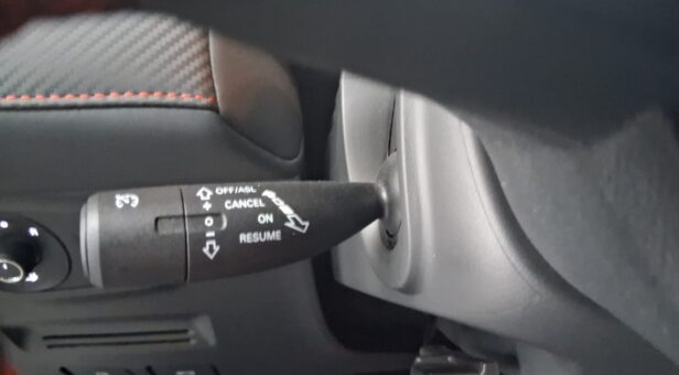 MG ZS 1.5L 5mt COM MY24