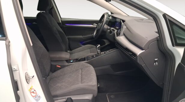 VOLKSWAGEN GOLF BERLINA CON PORTON 2.0 TDI 85KW LIFE 115 5p VOLKSWAGEN GOLF BERLINA CON PORTON 2.0 TDI 85KW LIFE 115 5p