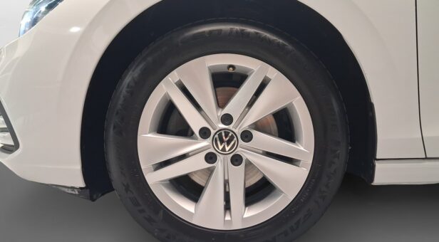 VOLKSWAGEN GOLF BERLINA CON PORTON 2.0 TDI 85KW LIFE 115 5p VOLKSWAGEN GOLF BERLINA CON PORTON 2.0 TDI 85KW LIFE 115 5p