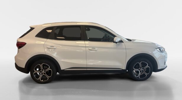 MG ZS MG ZS ICE 1.5L MT 2wd COM LHD MG ZS MG ZS ICE 1.5L MT 2wd COM LHD