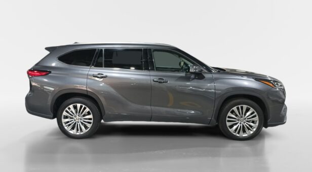 TOYOTA HIGHLANDER TODOTERRENO 2.5 HYBRID 182KW ADVANCE CVT 4WD MET 246 5P 7 Plazas TOYOTA HIGHLANDER TODOTERRENO 2.5 HYBRID 182KW ADVANCE CVT 4WD MET 246 5P 7 Plazas