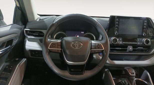 TOYOTA HIGHLANDER TODOTERRENO 2.5 HYBRID 182KW ADVANCE CVT 4WD MET 246 5P 7 Plazas TOYOTA HIGHLANDER TODOTERRENO 2.5 HYBRID 182KW ADVANCE CVT 4WD MET 246 5P 7 Plazas