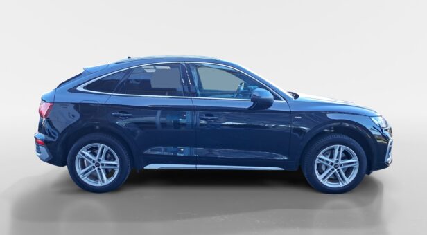 AUDI AUDI Q5 AUDI Q5 SPORTBACK BLACK LINE EDITION 50 TFSI E QUATTRO 220(299) KW(cv) S TRONIC AUDI AUDI Q5 AUDI Q5 SPORTBACK BLACK LINE EDITION 50 TFSI E QUATTRO 220(299) KW(cv) S TRONIC
