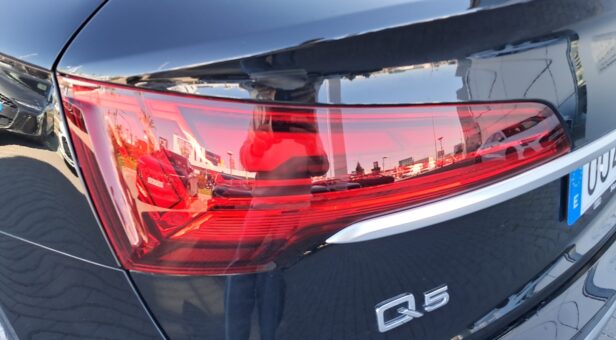 AUDI AUDI Q5 AUDI Q5 SPORTBACK BLACK LINE EDITION 50 TFSI E QUATTRO 220(299) KW(cv) S TRONIC AUDI AUDI Q5 AUDI Q5 SPORTBACK BLACK LINE EDITION 50 TFSI E QUATTRO 220(299) KW(cv) S TRONIC
