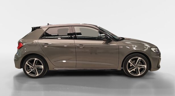 AUDI A1 BERLINA CON PORTON 1.0 30 TFSI ADRENALIN BLACK ED SPORTBACK 116 5p