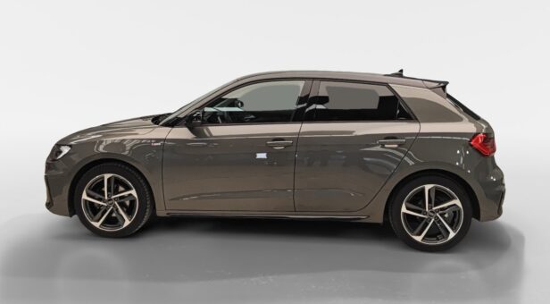 AUDI A1 BERLINA CON PORTON 1.0 30 TFSI ADRENALIN BLACK ED SPORTBACK 116 5p