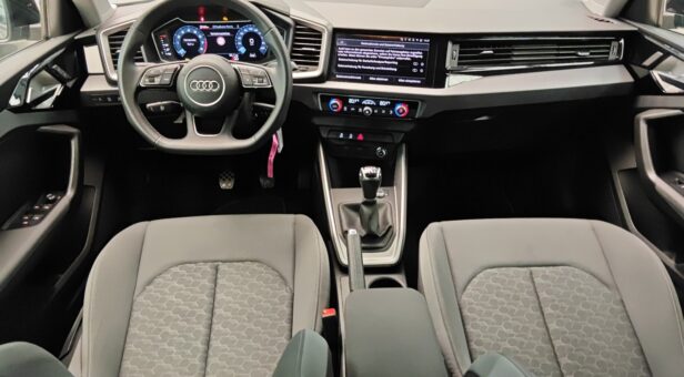 AUDI A1 BERLINA CON PORTON 1.0 30 TFSI ADRENALIN BLACK ED SPORTBACK 116 5p