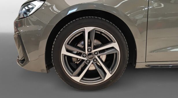 AUDI A1 BERLINA CON PORTON 1.0 30 TFSI ADRENALIN BLACK ED SPORTBACK 116 5p