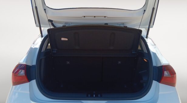 HYUNDAI I20 BERLINA CON PORTON 1.0 TGDI MHEV KLASS 100 5P