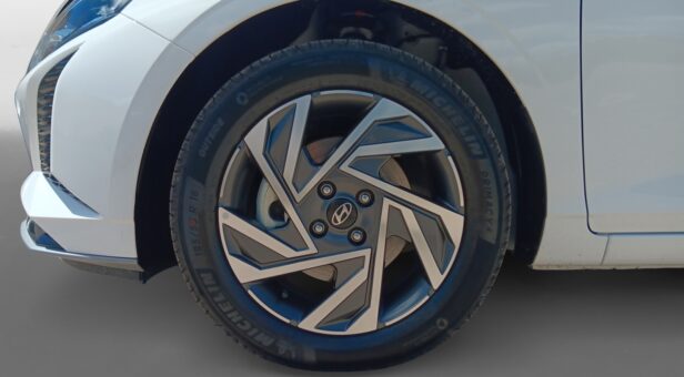 HYUNDAI I20 BERLINA CON PORTON 1.0 TGDI MHEV KLASS 100 5P