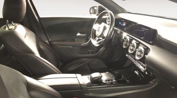 MERCEDES A-CLASS A 200 SEDAN AMG Line
