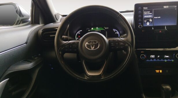 TOYOTA YARIS CROSS TODOTERRENO 1.5 VVT-I HYBRID ACTIVE TECH 116 5p TOYOTA YARIS CROSS TODOTERRENO 1.5 VVT-I HYBRID ACTIVE TECH 116 5p