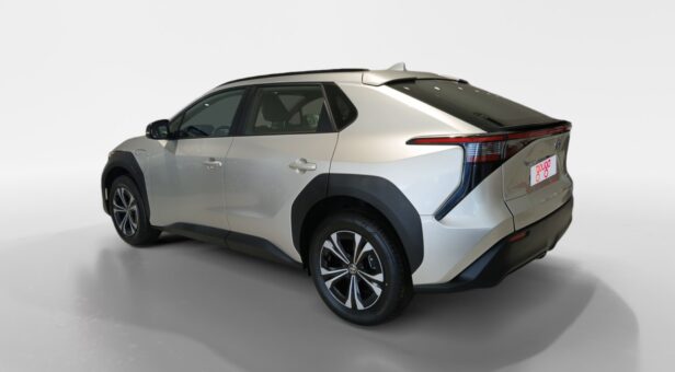 TOYOTA BZ4X TODOTERRENO BEV 71KWH 200E ADVANCE 204 5p TOYOTA BZ4X TODOTERRENO BEV 71KWH 200E ADVANCE 204 5p
