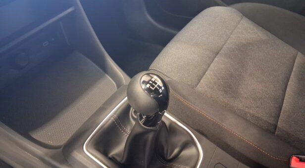 MG MG3 BERLINA CON PORTON 1.5 STANDARD MY25 116 5p