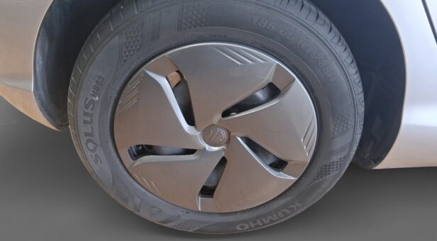 MG MG3 BERLINA CON PORTON 1.5 STANDARD MY25 116 5p