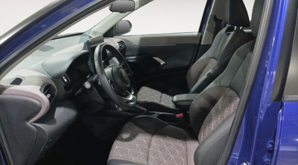 TOYOTA YARIS CROSS 130H e-CVT 5P Style