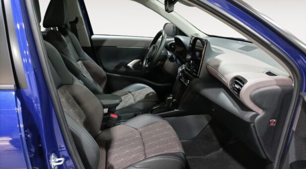 TOYOTA YARIS CROSS 130H e-CVT 5P Style