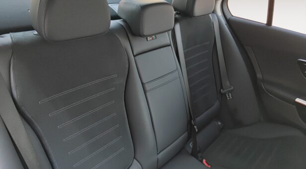 MERCEDES C-CLASS C 220 d AMG LINE MERCEDES C-CLASS C 220 d AMG LINE