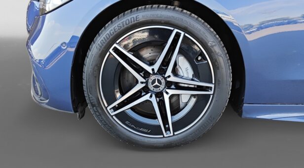 MERCEDES C-CLASS C 220 d AMG LINE MERCEDES C-CLASS C 220 d AMG LINE