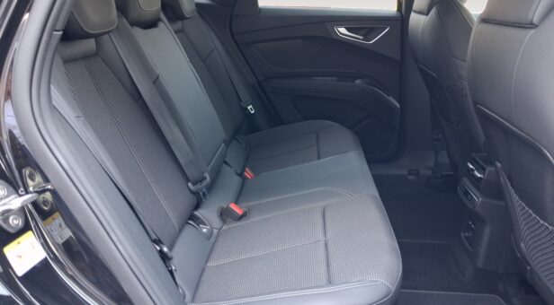 AUDI Q4 SPORTBACK E-TRON TODOTERRENO BEV 82KWH E-TRON PERFORM BLACK LINE AUTO 286 5p