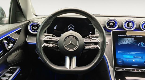 MERCEDES C-CLASS C 220 d AMG LINE MERCEDES C-CLASS C 220 d AMG LINE