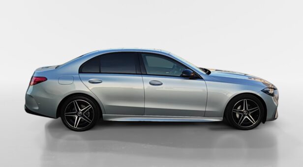 MERCEDES C-CLASS C 220 d AMG LINE