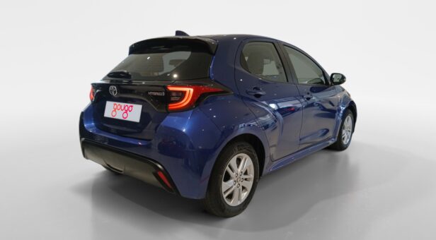 TOYOTA YARIS BERLINA CON PORTON 1.5 VVT-I HEV ACTIVE TECH 116 5p